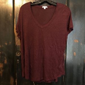 GAP linen V-neck tee